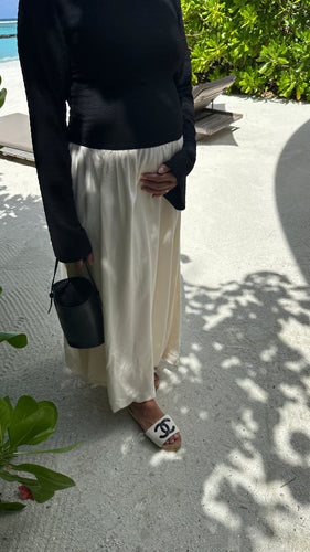 Black Balloon Dress PRE ORDER 2-5 DAYS